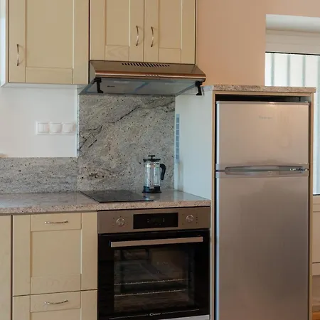 Oasis - Lower House Apartmán