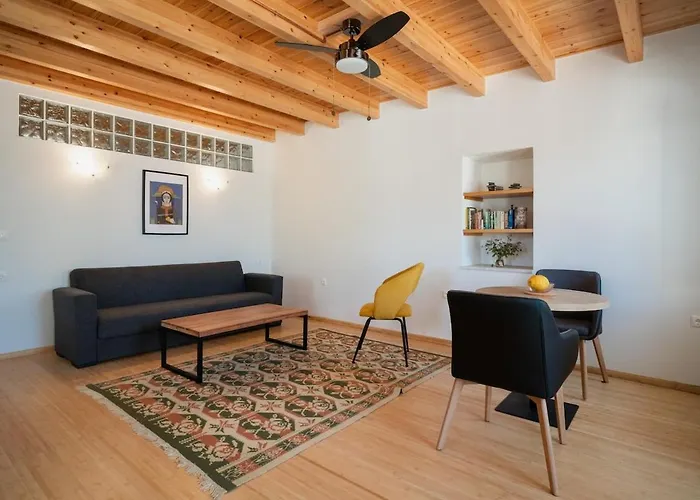 Oasis - Lower House *